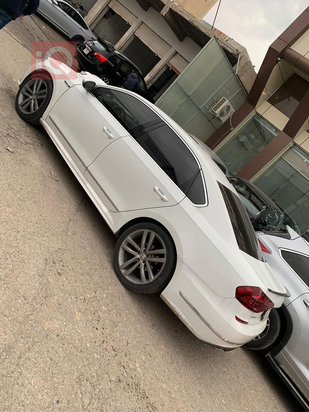 فولكسفاغن باسات